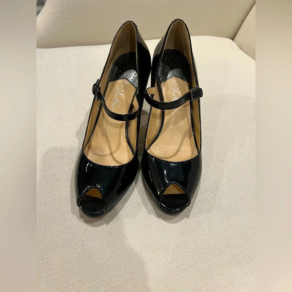 Cole Haan Women Patent Black MaryJane Peep Toe size 7.5 Preowned - Picture 1 of 8